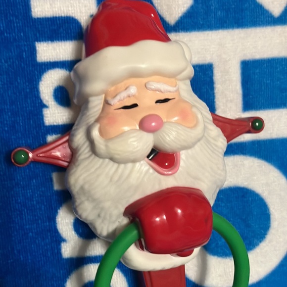 Santa door knocker with sound and lights! - Picture 3 of 5